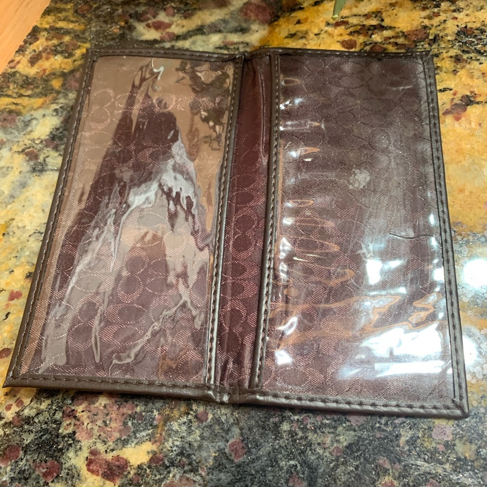 Coach wallet - Picture 2 of 3